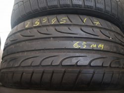 235 45 R17 Dunlop Sport maxx