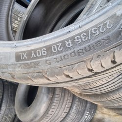 Пара шин 225 35 R20 Uniroyal Rain sport 5 20г. Остаток 95%