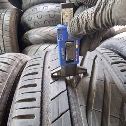 Пара шин 225 35 R20 Uniroyal Rain sport 5 20г. Остаток 95%