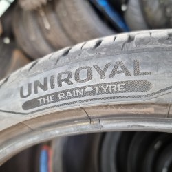 Пара шин 225 35 R20 Uniroyal Rain sport 5 20г. Остаток 95%