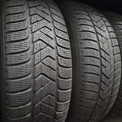Комплект шин 215 65 R17 Pirelli Scorpion winter 18г. Остаток 70%