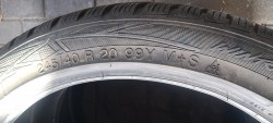 Пара шин 245 40 r20 Vredestein WintracPro 90% остаток. 7мм 21г.22г