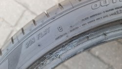 275 35 r21 Pirelli Pzero rsc 23г.сосояние новой 99% остаток 7мм(прокол)