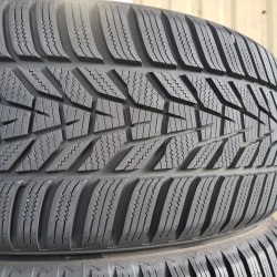 Комплект шин 235 55 R19 Hankook Winter i cept evo 3x 23г. Остаток 99% зад 255 50 R19