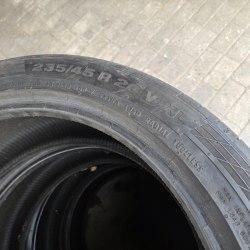 Комплект шин 235 45 R20 Continental ContiSportContact 5 SUV пара22г, пара б.г остаток 6.7мм-7.2мм