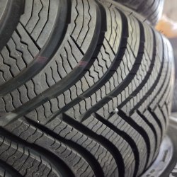 Пара шин 205 55 R16 Michelin Alpin 5 17г. Остаток 99%