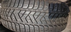 Комплект шин 235 55 R17 Pirelli Sottozero 3 пара5.5mm 19г, пара 7мм 21г