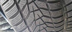 Пара шин 235 50 r19 Hankook Winter icept evo 3 23г. 99%остаток косм. Борт