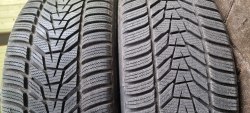Пара шин 245 45 r19 Hankook Winter i cept evo 3 22-23г. Остаток 99% +космет. Борт
