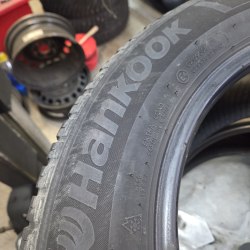 Пара шин 205 60 R16 Hankook Kinergy 4s2 4 seasons 20г. Остаток 5.5мм