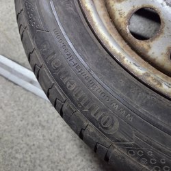 225 55 R17 Continental ContiVanContact 200