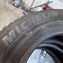 Пара шин 215 60 R16 Michelin Alpin 5 17г. Остаток 80%