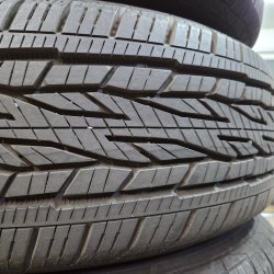 Комплект шин 215 65 r16 Continental ContiCrossContact LX2 18г. Остаток 99% 8mm