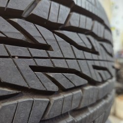 Комплект шин 215 65 r16 Continental ContiCrossContact LX2 18г. Остаток 99% 8mm