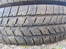 Пара шин 205 70 r17c Continental VanContact Winter 115/113R 3523г. 8мм.2620г.99% остаток, 9.3мм