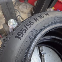 Пара шин 195 55 R16 Continental All Season Contact 45н.24г. Сост нового. Латка