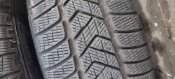 Пара шин 235 60 r18 Pirelli Scorpion Winter NO 6.3mm 20г. Есть зад 255 55 18 порше maccan