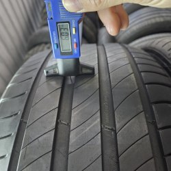 235 55 R17 Michelin Primacy 4 19г. Остаток 5.3мм