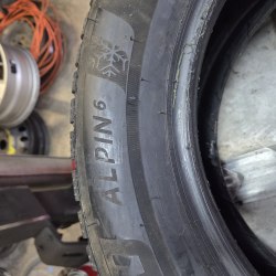 215 60 R16 Michelin Alpin 6 23г. Остаток 99%