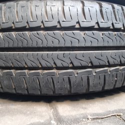 Комплект шин 225 75 R16C Michelin Agilis camping 19г. Остаток 8+мм