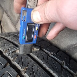 Комплект шин 225 75 R16C Michelin Agilis camping 19г. Остаток 8+мм