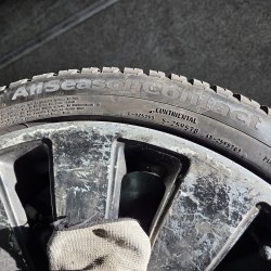 225 40 r19 Continental All Season Contact 22г. Остаток 6.4мм