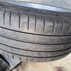 245 40 r21 Pirelli Pzero pz4 vol 5.7mm 20г.