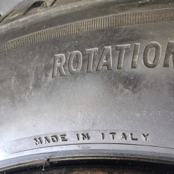 205 60 r16 Bridgestone Blizzak lm005 8mm