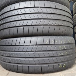 Комплект шин 255 40 r21 Bridgestone Turanza eco enliten AO 20-22г перед 235 45 R21 остаток 6.3мм