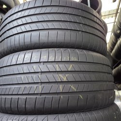 Комплект шин 255 40 r21 Bridgestone Turanza eco enliten AO 20-22г перед 235 45 R21 остаток 6.3мм
