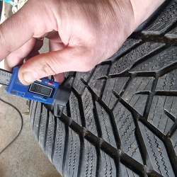 305 40 r20 Hankook Winter icept evo3 x 7mm 4122г