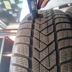 Пара шин 225 55 r17 Pirelli Sottozero 3 rsc7mm 3321г