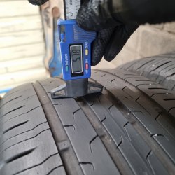 Комплект шин 235 55 r18 Continental EcoContact 6 21г. 90-95%остаток 6.3мм. 5.7мм