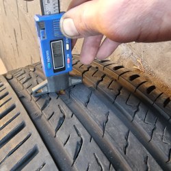 Комплект шин 225 55 r16 Barum Bravuris 5 HM 8.5mm 99%23г.