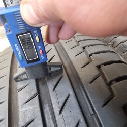 Комплект шин 215 55 r18 Continental PremiumContact6 7mm. 95%остаток