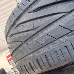 Комплект шин 225 35 r20 Uniroyal RainSport5 7.5mm 20г.95%остаток