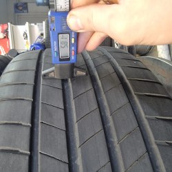 Пара шин 255 45 r18 Bridgestone Turanza T005 21г.5.7mm 90% остаток