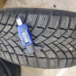 205 55 r16 Bridgestone Blizzak lm 005 drive Guard rsc.3523г.8.2mm.99%остаток