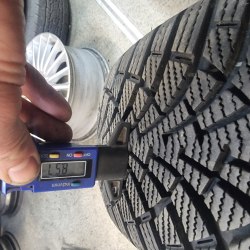 205 55 r16 Goodyear UltraGrip 9+ 8.5mm 2122г.95%остаток, латочка