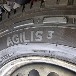 235 65 r16c Michelin Agilis 3 121/119R