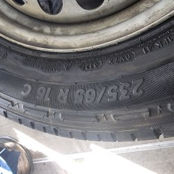 235 65 r16c Michelin Agilis 3 121/119R