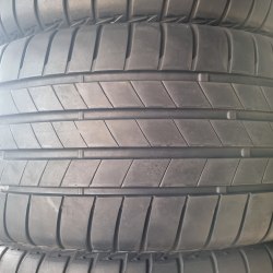 Комплект шин 255 45 r18 Bridgestone Turanza T005 20г.5.2.mm 5.6mm 85% остаток