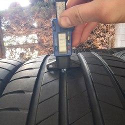 Комплект шин 255 45 r18 Bridgestone Turanza T005 20г.5.2.mm 5.6mm 85% остаток