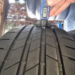 Комплект шин 225 50 r18 Bridgestone Turanza T005 5.7мм6.5мм 95%остаток 22г.