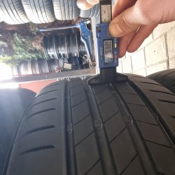 Комплект шин 225 50 r18 Bridgestone Turanza T005 5.7мм6.5мм 95%остаток 22г.