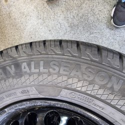 Пара шин 235 65 r16c Semperito Van-Allseason 4024г. 7мм 85%остаток