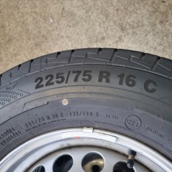 Пара шин 225 75 r16c Continental ContiVanContact 100 25г. 99.9%остаток