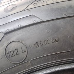 Пара шин 225 75 r16c Continental ContiVanContact 100 25г. 99.9%остаток