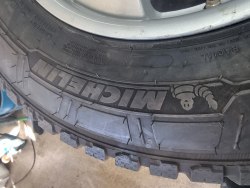 225 75 r16c Michelin CrossClimateCamping 7.5mm 95% остаток 24г
