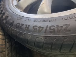 Пара шин 245 45 r20 Continental PremiumContact 6, 20г22г. АО seal, Второе обычное без сеал, 7мм.6мм